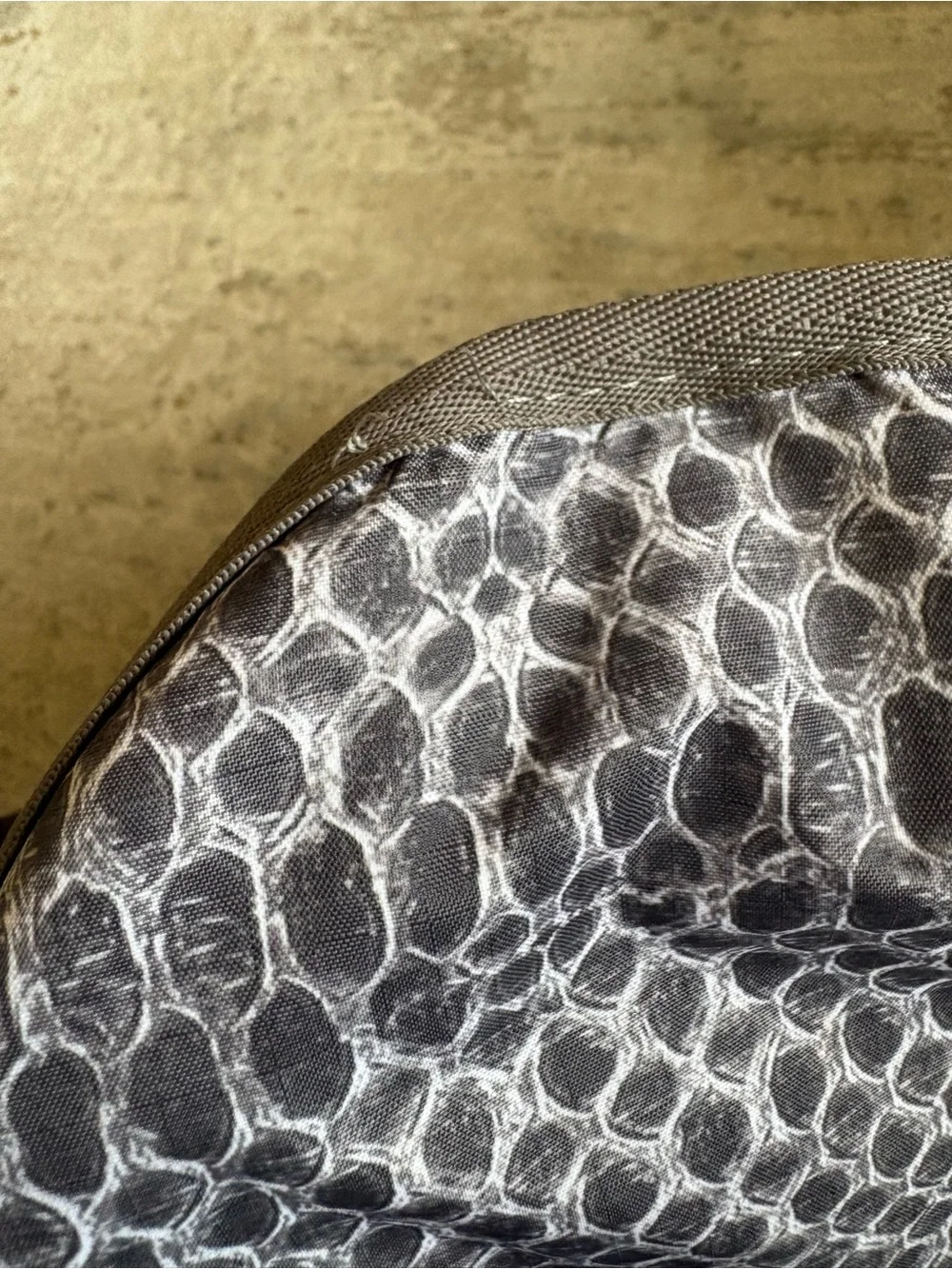 Lesportsac Snake-Print Backpack - Gray & White Compact School Gym Travel (AS-IS)